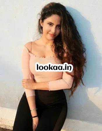 Gorgeous Mumbai Call Girl